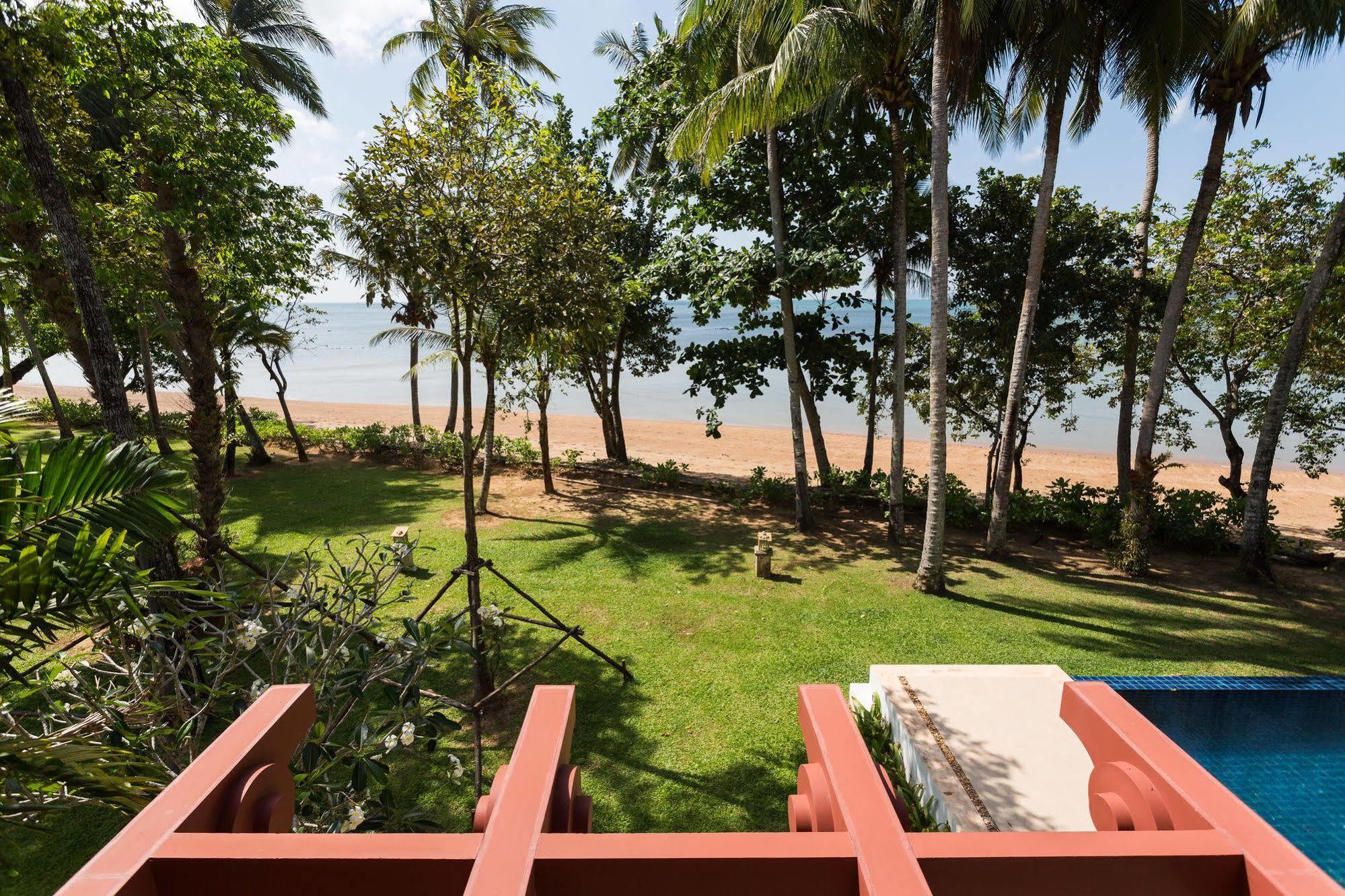 Amatapura Beachfront Villa 15, Sha Certified Ao Nam Mao Exteriör bild